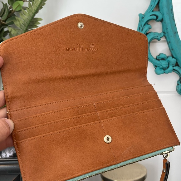 SIMPLY NOELLE Wallet Turquoise/Brown, with ivory stitching - Picture 4 of 12